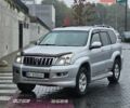 Серый Тойота Ленд Крузер Прадо, объемом двигателя 4 л и пробегом 335 тыс. км за 11550 $, фото 7 на Automoto.ua