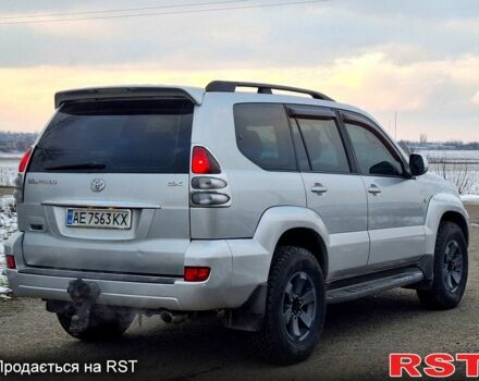 Сірий Тойота Ленд Крузер Прадо, об'ємом двигуна 2.7 л та пробігом 200 тис. км за 13000 $, фото 7 на Automoto.ua