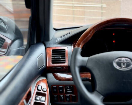 Серый Тойота Ленд Крузер Прадо, объемом двигателя 2.98 л и пробегом 410 тыс. км за 14750 $, фото 13 на Automoto.ua