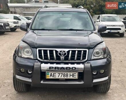 Сірий Тойота Ленд Крузер Прадо, об'ємом двигуна 4 л та пробігом 398 тис. км за 14999 $, фото 2 на Automoto.ua