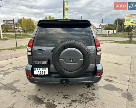 Серый Тойота Ленд Крузер Прадо, объемом двигателя 3.96 л и пробегом 161 тыс. км за 17250 $, фото 3 на Automoto.ua