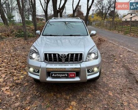 Серый Тойота Ленд Крузер Прадо, объемом двигателя 2.7 л и пробегом 300 тыс. км за 11940 $, фото 2 на Automoto.ua