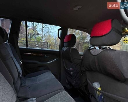 Серый Тойота Ленд Крузер Прадо, объемом двигателя 2.7 л и пробегом 300 тыс. км за 11940 $, фото 20 на Automoto.ua