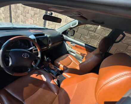 Сірий Тойота Ленд Крузер Прадо, об'ємом двигуна 2.69 л та пробігом 200 тис. км за 15000 $, фото 18 на Automoto.ua