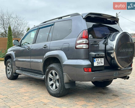 Серый Тойота Ленд Крузер Прадо, объемом двигателя 4 л и пробегом 298 тыс. км за 15300 $, фото 9 на Automoto.ua