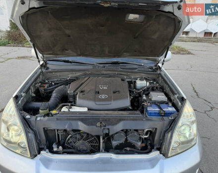 Сірий Тойота Ленд Крузер Прадо, об'ємом двигуна 4 л та пробігом 299 тис. км за 12999 $, фото 26 на Automoto.ua