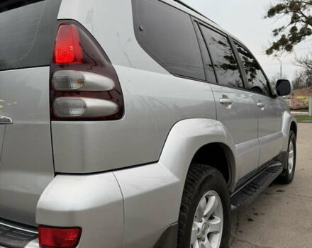 Сірий Тойота Ленд Крузер Прадо, об'ємом двигуна 4 л та пробігом 203 тис. км за 15499 $, фото 32 на Automoto.ua