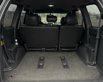 Сірий Тойота Ленд Крузер Прадо, об'ємом двигуна 3.96 л та пробігом 190 тис. км за 13900 $, фото 6 на Automoto.ua