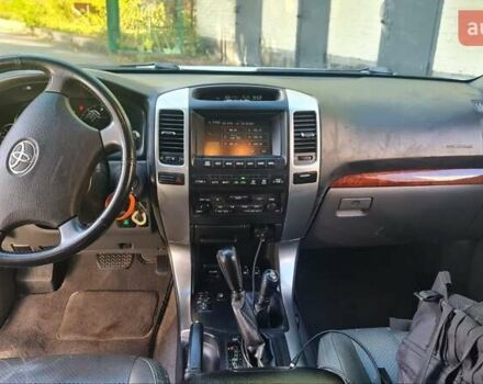 Сірий Тойота Ленд Крузер Прадо, об'ємом двигуна 3 л та пробігом 255 тис. км за 18800 $, фото 7 на Automoto.ua