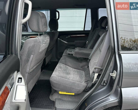 Сірий Тойота Ленд Крузер Прадо, об'ємом двигуна 4 л та пробігом 234 тис. км за 16400 $, фото 11 на Automoto.ua