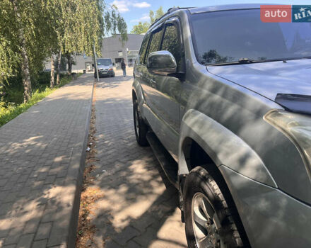 Серый Тойота Ленд Крузер Прадо, объемом двигателя 2.7 л и пробегом 248 тыс. км за 14300 $, фото 5 на Automoto.ua