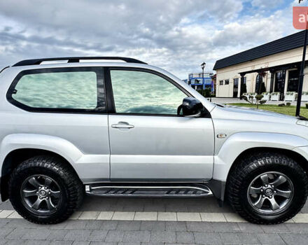 Серый Тойота Ленд Крузер Прадо, объемом двигателя 3.96 л и пробегом 177 тыс. км за 23000 $, фото 21 на Automoto.ua