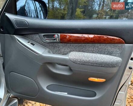 Серый Тойота Ленд Крузер Прадо, объемом двигателя 2.7 л и пробегом 300 тыс. км за 11940 $, фото 22 на Automoto.ua