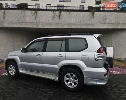 Серый Тойота Ленд Крузер Прадо, объемом двигателя 4 л и пробегом 335 тыс. км за 11550 $, фото 10 на Automoto.ua