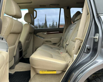 Серый Тойота Ленд Крузер Прадо, объемом двигателя 4 л и пробегом 298 тыс. км за 15300 $, фото 34 на Automoto.ua