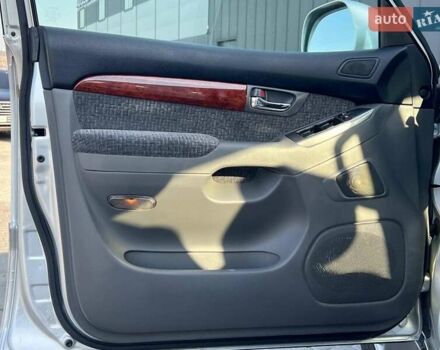 Сірий Тойота Ленд Крузер Прадо, об'ємом двигуна 4 л та пробігом 166 тис. км за 17500 $, фото 23 на Automoto.ua