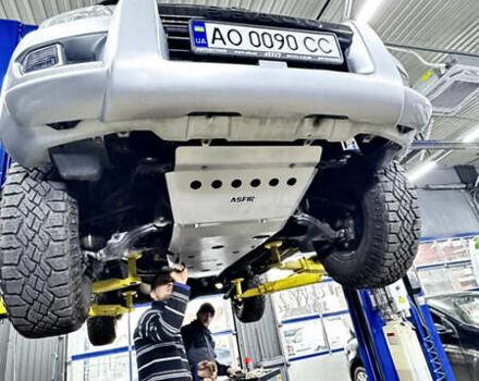 Серый Тойота Ленд Крузер Прадо, объемом двигателя 3.96 л и пробегом 177 тыс. км за 23000 $, фото 7 на Automoto.ua