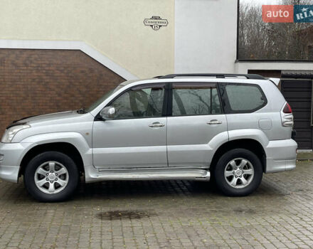 Серый Тойота Ленд Крузер Прадо, объемом двигателя 3.96 л и пробегом 305 тыс. км за 16300 $, фото 13 на Automoto.ua