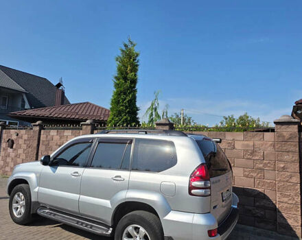 Сірий Тойота Ленд Крузер Прадо, об'ємом двигуна 2.69 л та пробігом 200 тис. км за 15000 $, фото 5 на Automoto.ua