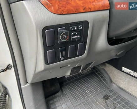 Сірий Тойота Ленд Крузер Прадо, об'ємом двигуна 3.96 л та пробігом 235 тис. км за 15300 $, фото 26 на Automoto.ua
