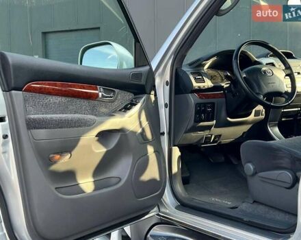 Сірий Тойота Ленд Крузер Прадо, об'ємом двигуна 4 л та пробігом 166 тис. км за 17500 $, фото 22 на Automoto.ua