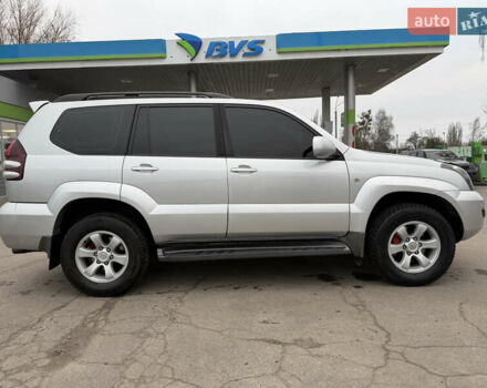 Сірий Тойота Ленд Крузер Прадо, об'ємом двигуна 4 л та пробігом 203 тис. км за 15499 $, фото 25 на Automoto.ua