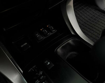 Сірий Тойота Ленд Крузер Прадо, об'ємом двигуна 4 л та пробігом 203 тис. км за 15499 $, фото 66 на Automoto.ua