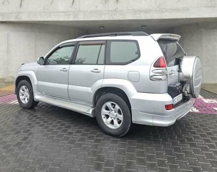 Серый Тойота Ленд Крузер Прадо, объемом двигателя 4 л и пробегом 335 тыс. км за 11550 $, фото 8 на Automoto.ua