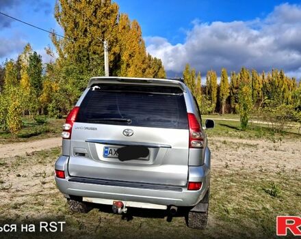 Серый Тойота Ленд Крузер Прадо, объемом двигателя 4 л и пробегом 316 тыс. км за 14040 $, фото 3 на Automoto.ua