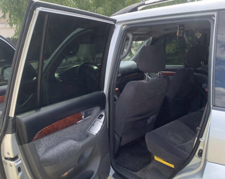 Серый Тойота Ленд Крузер Прадо, объемом двигателя 2.7 л и пробегом 133 тыс. км за 16500 $, фото 7 на Automoto.ua