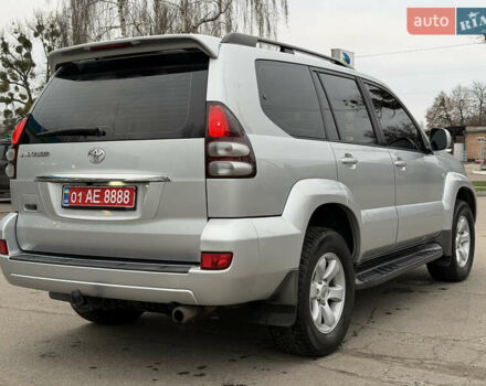 Сірий Тойота Ленд Крузер Прадо, об'ємом двигуна 4 л та пробігом 203 тис. км за 15499 $, фото 22 на Automoto.ua