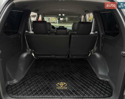 Сірий Тойота Ленд Крузер Прадо, об'ємом двигуна 4 л та пробігом 203 тис. км за 15499 $, фото 57 на Automoto.ua