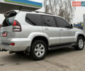 Сірий Тойота Ленд Крузер Прадо, об'ємом двигуна 4 л та пробігом 203 тис. км за 15499 $, фото 24 на Automoto.ua