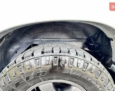 Сірий Тойота Ленд Крузер Прадо, об'ємом двигуна 3.96 л та пробігом 180 тис. км за 25500 $, фото 18 на Automoto.ua