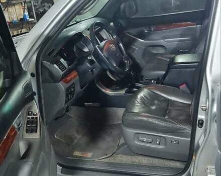 Сірий Тойота Ленд Крузер Прадо, об'ємом двигуна 3 л та пробігом 255 тис. км за 18800 $, фото 12 на Automoto.ua