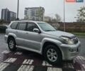 Серый Тойота Ленд Крузер Прадо, объемом двигателя 4 л и пробегом 335 тыс. км за 11550 $, фото 1 на Automoto.ua