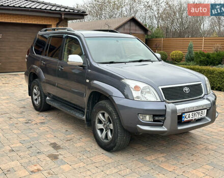 Серый Тойота Ленд Крузер Прадо, объемом двигателя 4 л и пробегом 298 тыс. км за 15300 $, фото 3 на Automoto.ua