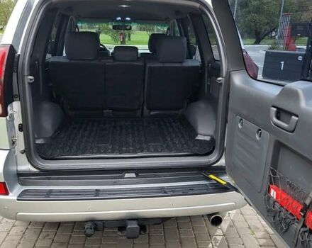 Сірий Тойота Ленд Крузер Прадо, об'ємом двигуна 3.96 л та пробігом 255 тис. км за 16700 $, фото 4 на Automoto.ua