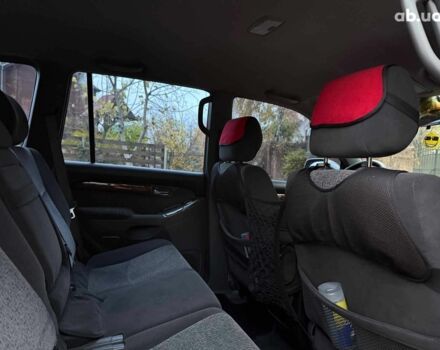 Серый Тойота Ленд Крузер Прадо, объемом двигателя 2.7 л и пробегом 300 тыс. км за 11940 $, фото 20 на Automoto.ua