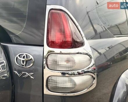 Сірий Тойота Ленд Крузер Прадо, об'ємом двигуна 4 л та пробігом 398 тис. км за 14999 $, фото 13 на Automoto.ua