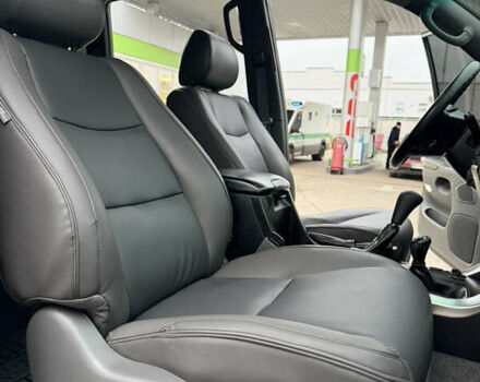 Сірий Тойота Ленд Крузер Прадо, об'ємом двигуна 4 л та пробігом 203 тис. км за 15499 $, фото 46 на Automoto.ua