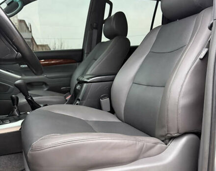 Сірий Тойота Ленд Крузер Прадо, об'ємом двигуна 4 л та пробігом 203 тис. км за 15499 $, фото 38 на Automoto.ua