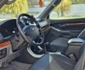 Сірий Тойота Ленд Крузер Прадо, об'ємом двигуна 4 л та пробігом 316 тис. км за 13980 $, фото 3 на Automoto.ua