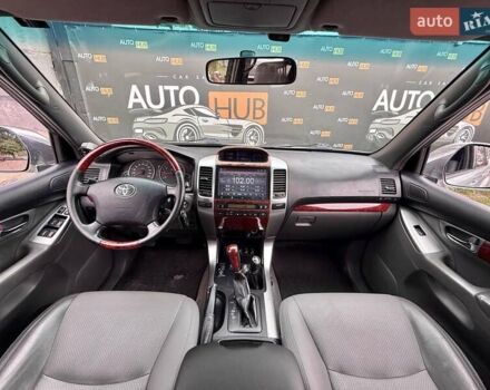 Сірий Тойота Ленд Крузер Прадо, об'ємом двигуна 4 л та пробігом 250 тис. км за 13900 $, фото 12 на Automoto.ua