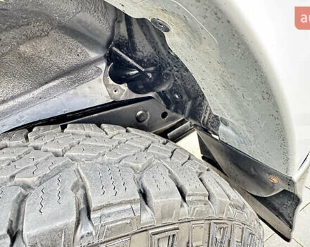 Серый Тойота Ленд Крузер Прадо, объемом двигателя 3.96 л и пробегом 177 тыс. км за 23000 $, фото 17 на Automoto.ua