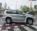 Серый Тойота Ленд Крузер Прадо, объемом двигателя 4 л и пробегом 335 тыс. км за 11550 $, фото 4 на Automoto.ua