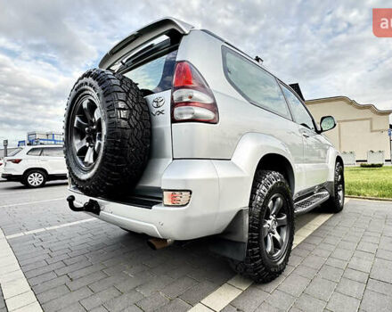 Серый Тойота Ленд Крузер Прадо, объемом двигателя 3.96 л и пробегом 177 тыс. км за 23000 $, фото 12 на Automoto.ua