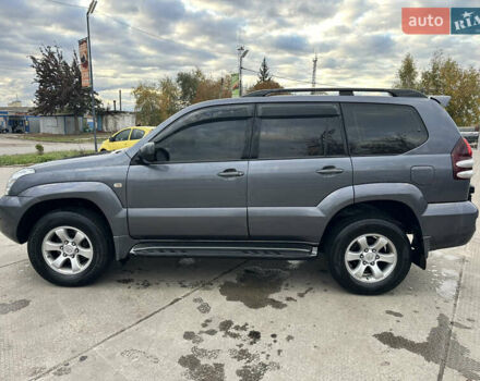 Серый Тойота Ленд Крузер Прадо, объемом двигателя 3.96 л и пробегом 161 тыс. км за 17250 $, фото 1 на Automoto.ua