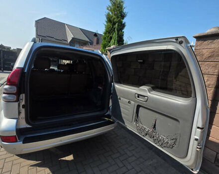 Сірий Тойота Ленд Крузер Прадо, об'ємом двигуна 2.69 л та пробігом 200 тис. км за 15000 $, фото 10 на Automoto.ua