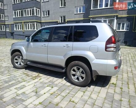 Серый Тойота Ленд Крузер Прадо, объемом двигателя 4 л и пробегом 218 тыс. км за 18000 $, фото 81 на Automoto.ua